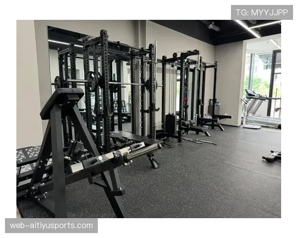 吴柳芳退役后开的舞蹈工作室，一节私教课顶我半个月工资